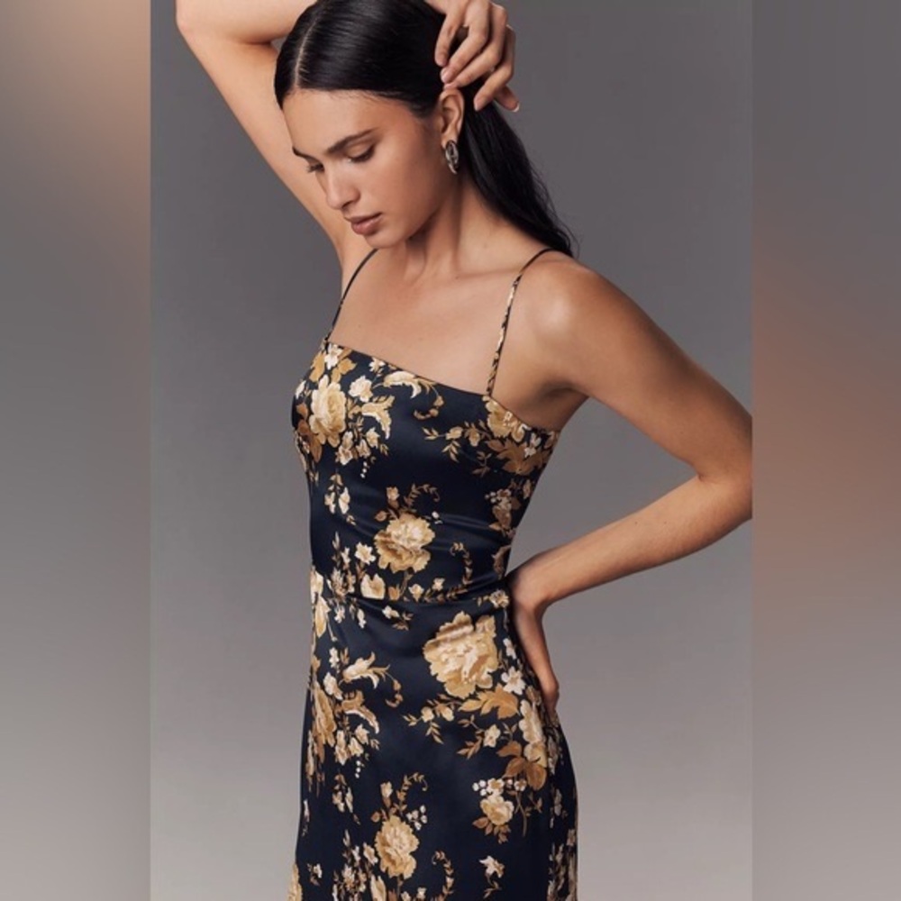 Reformation Frankie  Dress  Divinity 🎉SALE🎀 NEW - Picture 2 of 6